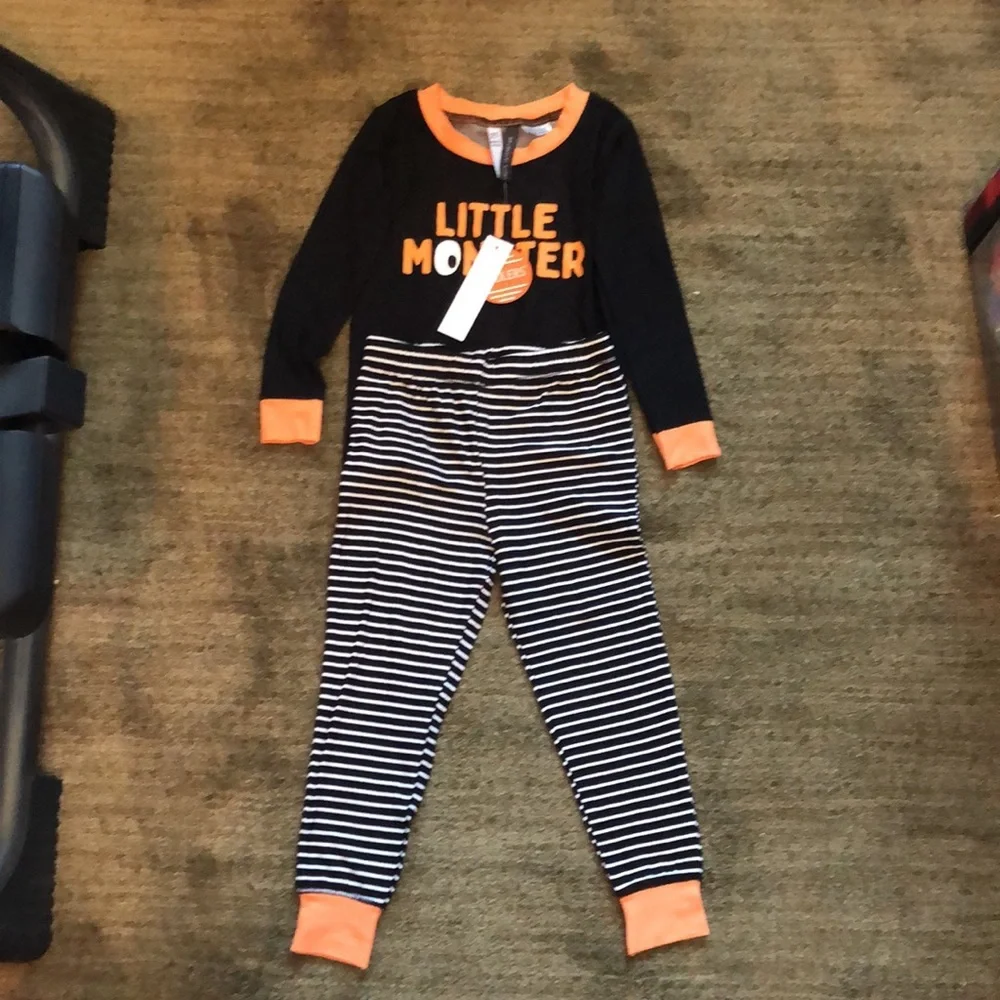 Unisex Halloween Little Monster eyeball 2 piece top and bottom